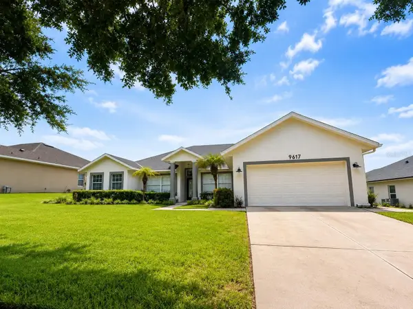 9617 Spring Lake Drive, CLERMONT, FL 34711