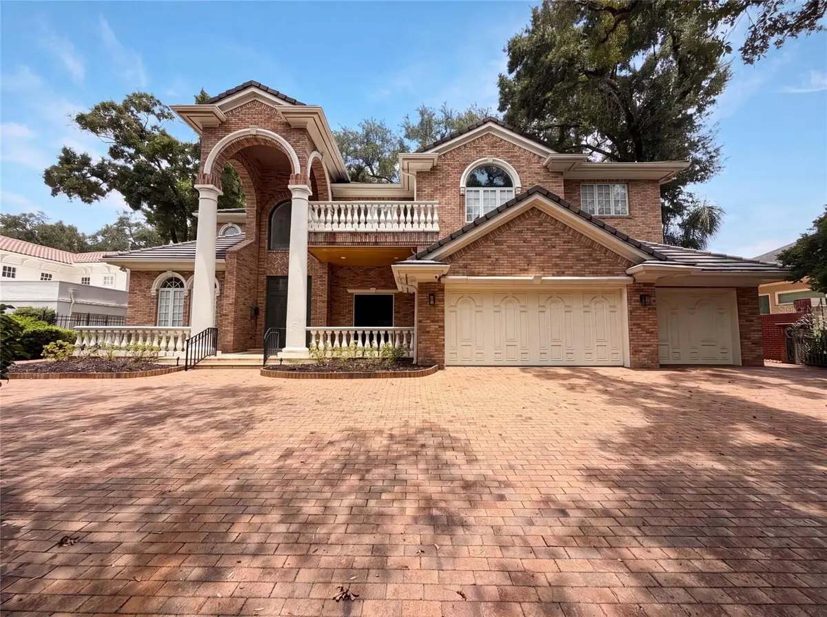 4407 W Dale Avenue, Tampa, FL 33609 - #1