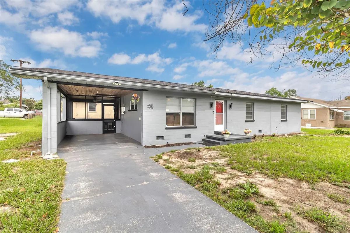 320 S Seminole Avenue, Lake Alfred, FL 33850 - #1