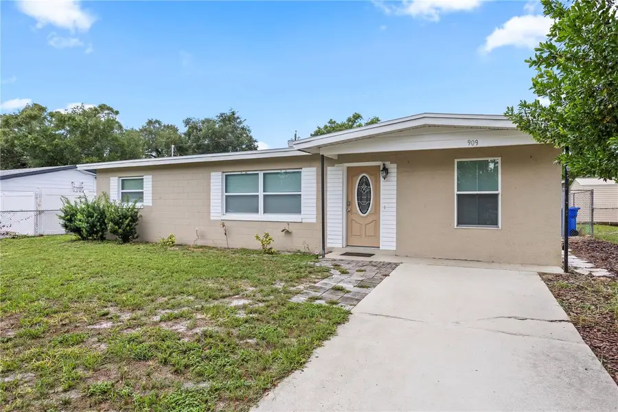 909 Ursula Street, Ocoee, FL 34761 - #2