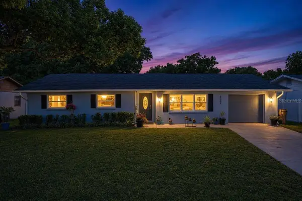 27821 Lois Drive, TAVARES, FL 32778
