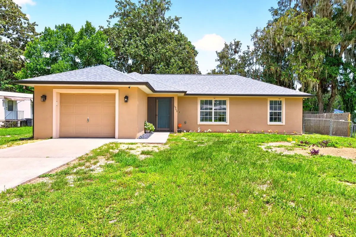 1965 Cr 439d, Lake Panasoffkee, FL 33538 - #1