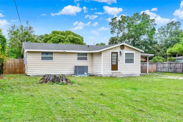 30137 Orange Avenue, SORRENTO, FL 32776