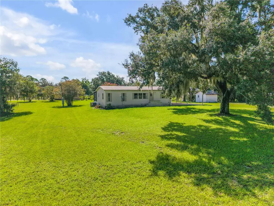 41348 Deer Street, Eustis, FL 32736 - #2