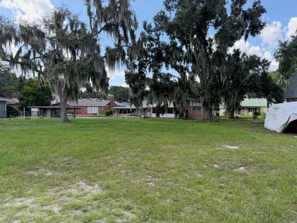Memory Lane, TAVARES, FL 32778