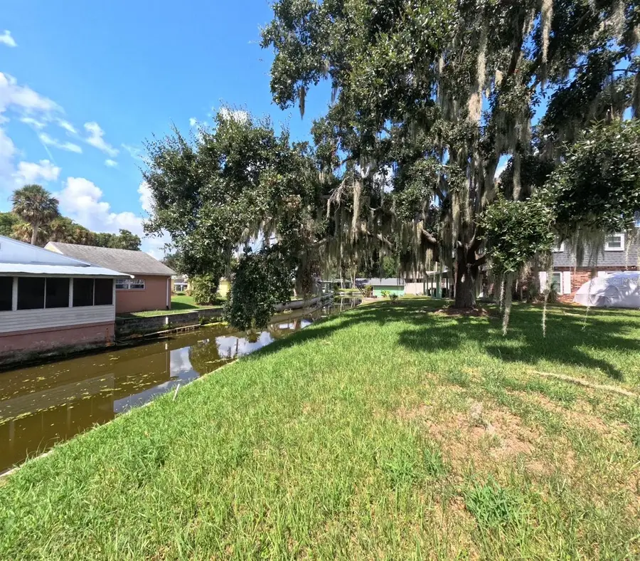 Memory Lane, Tavares, FL 32778 - #3