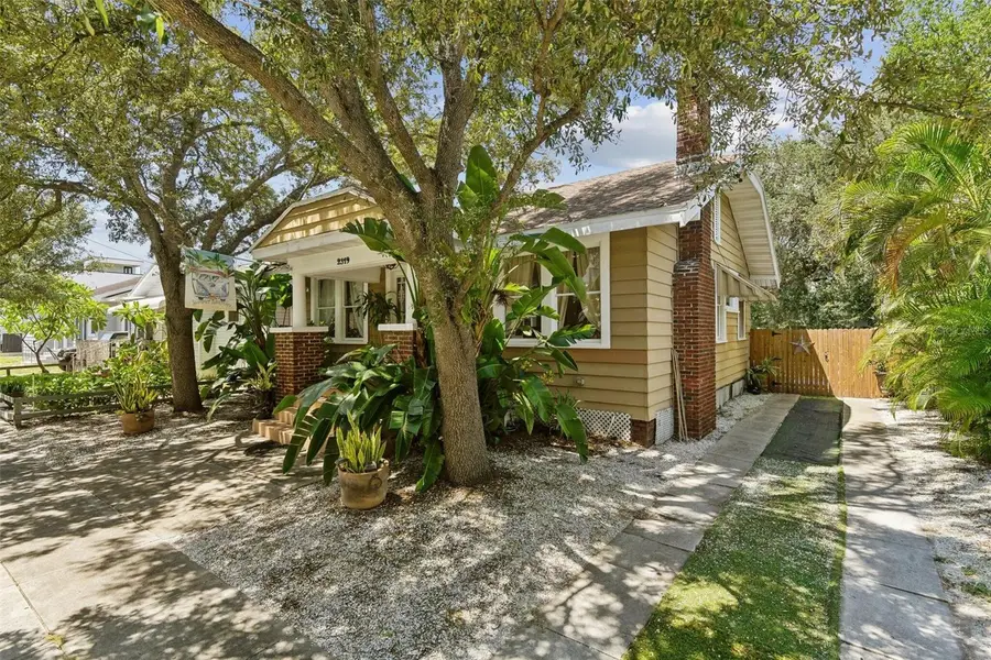 2319 W North B Street, Tampa, FL 33609 - #2