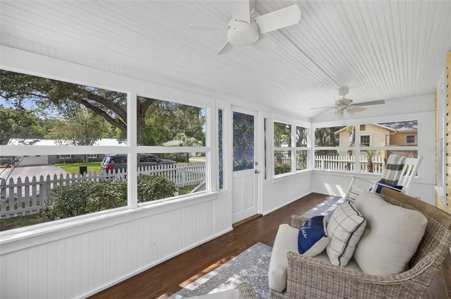 834 N Alexander Street, Mount Dora, FL 32757 - #3