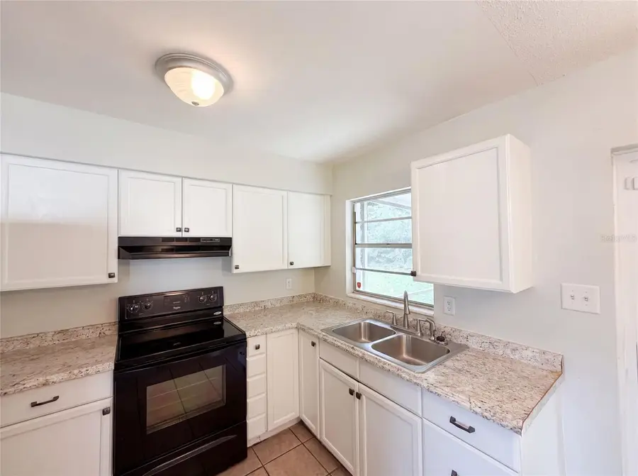 1735 Jefferson Drive, Mount Dora, FL 32757 - #2