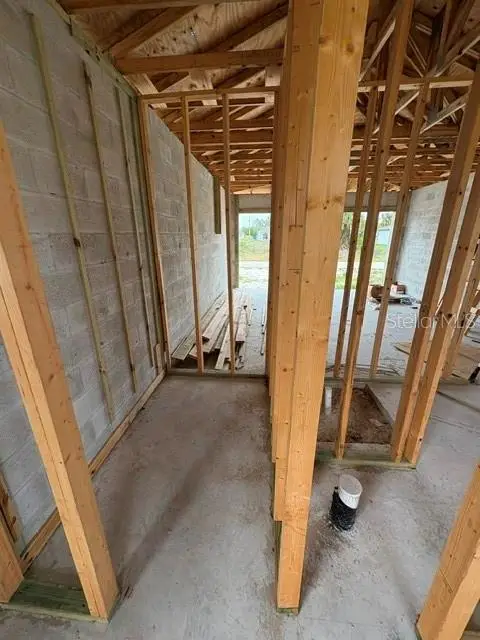 3505 39th Street Sw, LEHIGH ACRES, FL 33976