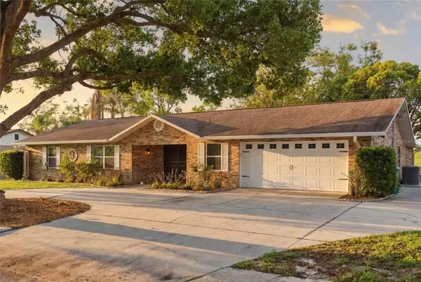 2249 E Union Circle, DELTONA, FL 32725