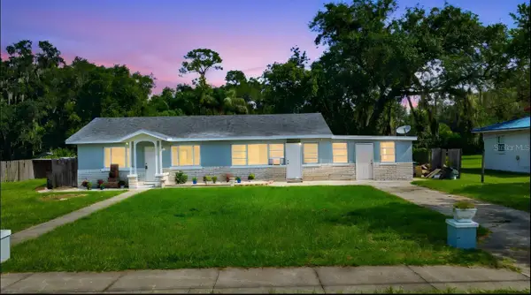 8 Smyrna Drive, DEBARY, FL 32713