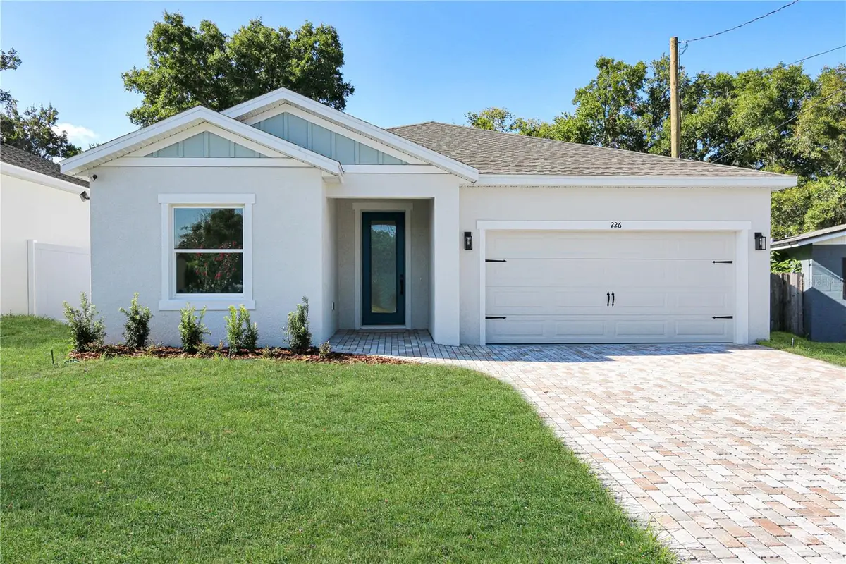 226 W Herrick Avenue, Eustis, FL 32726 - #1