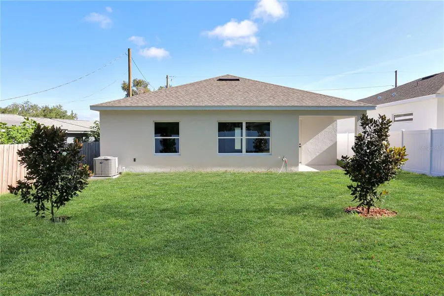 226 W Herrick Avenue, Eustis, FL 32726 - #3