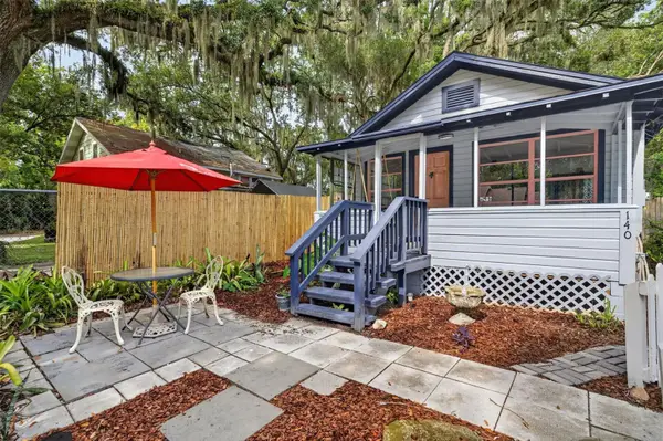 140 N Johns Street, MOUNT DORA, FL 32757