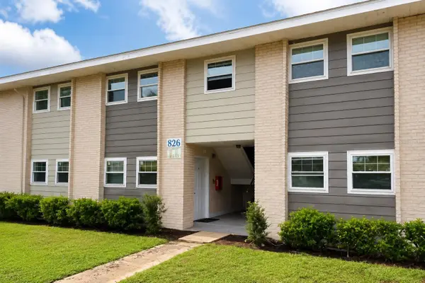 828 Sky Lake Circle #B, ORLANDO, FL 32809