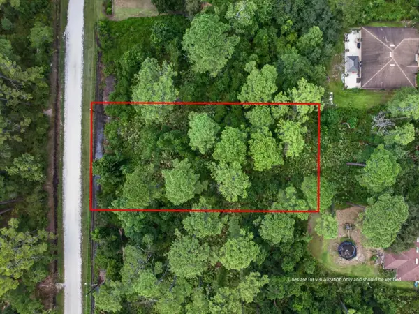 10th Avenue, DELAND, FL 32724