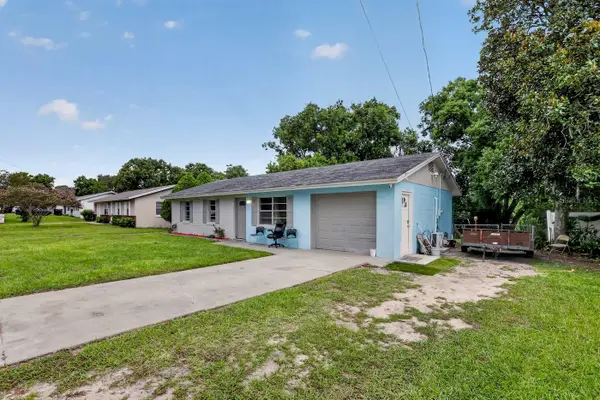 359 W Lansdowne Avenue, ORANGE CITY, FL 32763