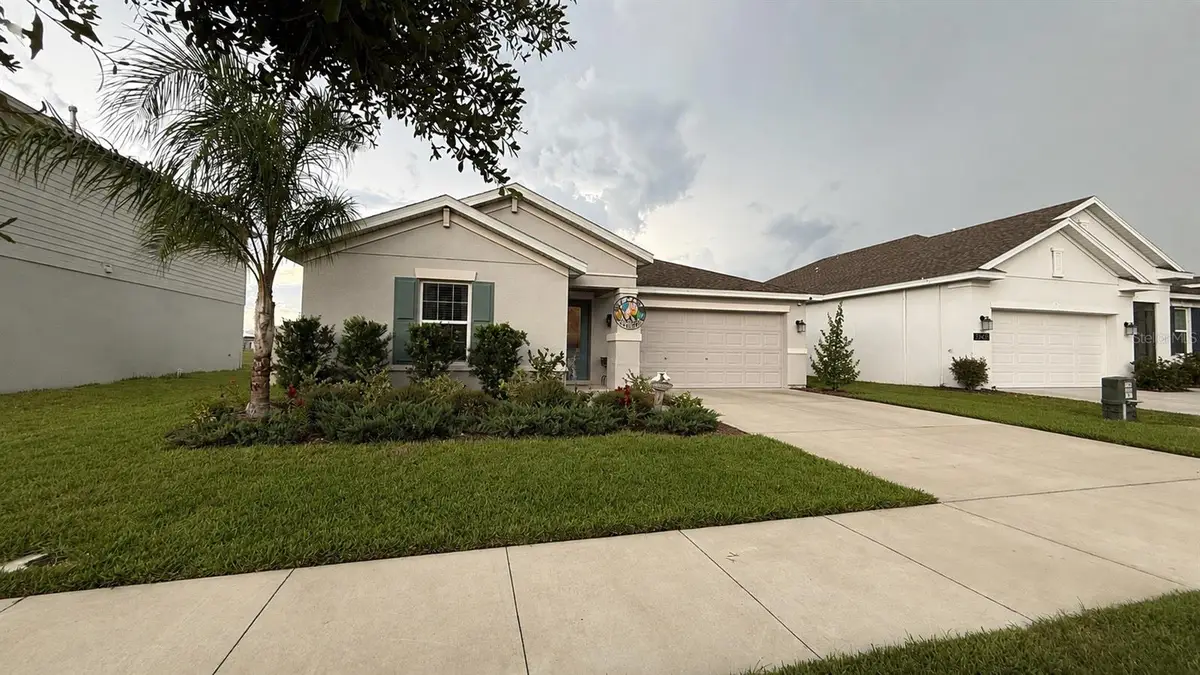 33647 Sky Blossom Circle, Leesburg, FL 34788 - #1