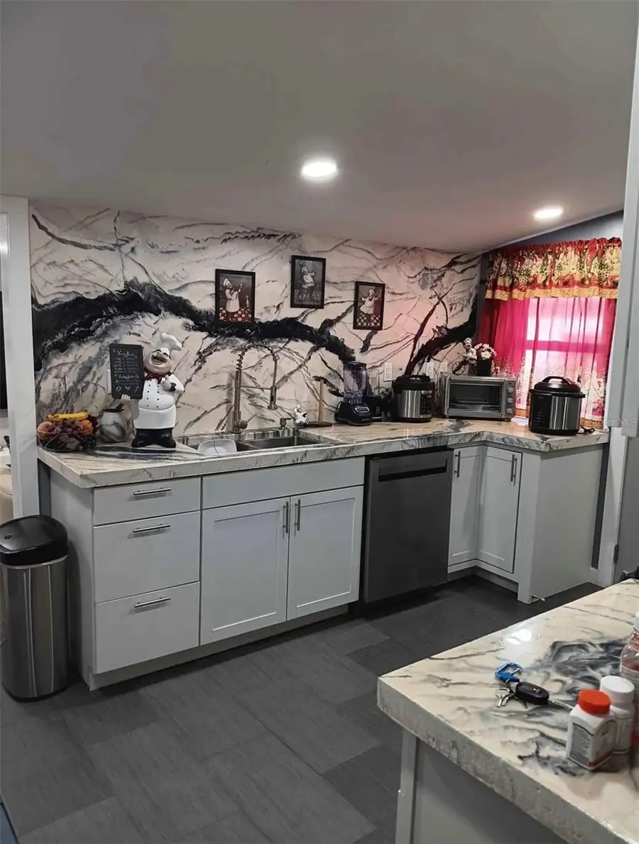 503 Earl Street, Daytona Beach, FL 32118 - #2