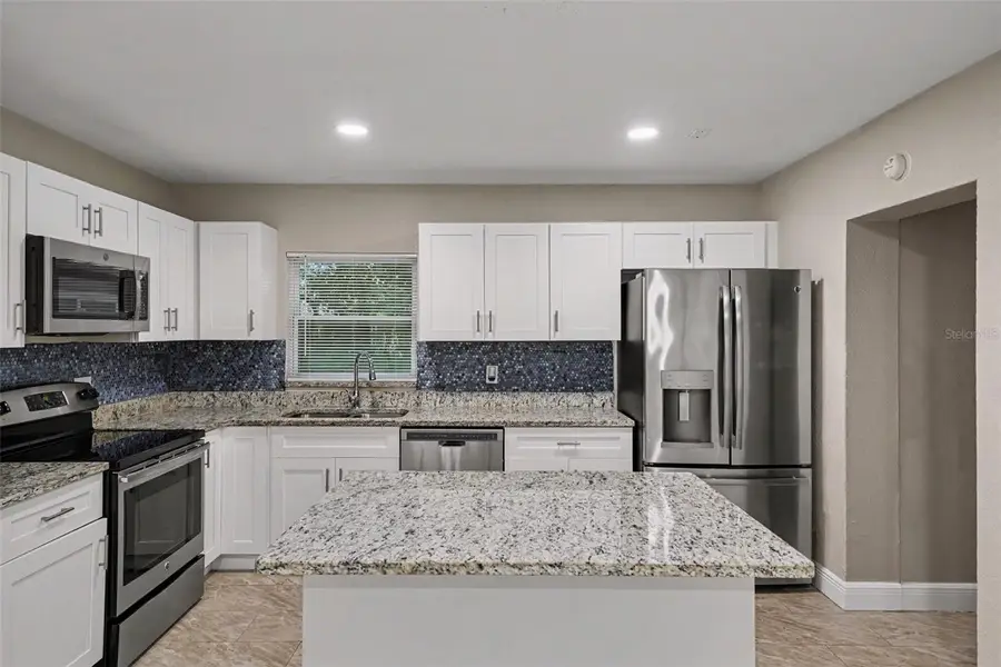 1339 E Jackson Avenue, Mount Dora, FL 32757 - #3