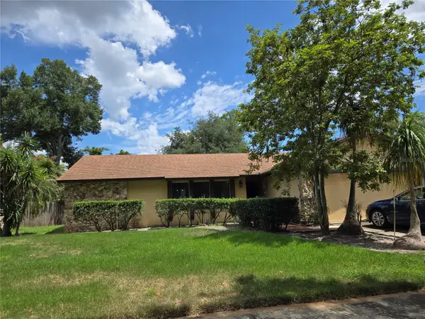 827 Rill Drive, ALTAMONTE SPRINGS, FL 32714