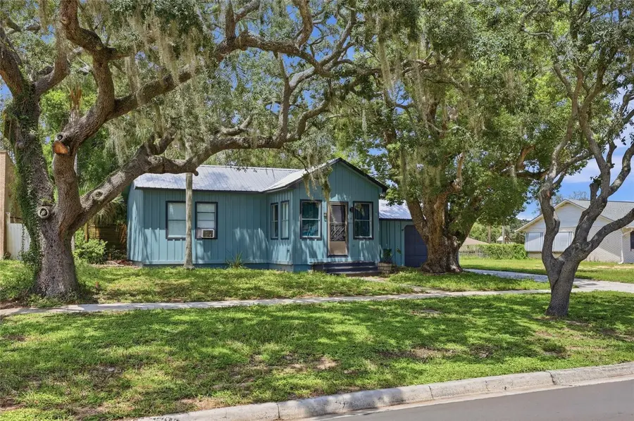 4 E Bay Street, Davenport, FL 33837 - #2