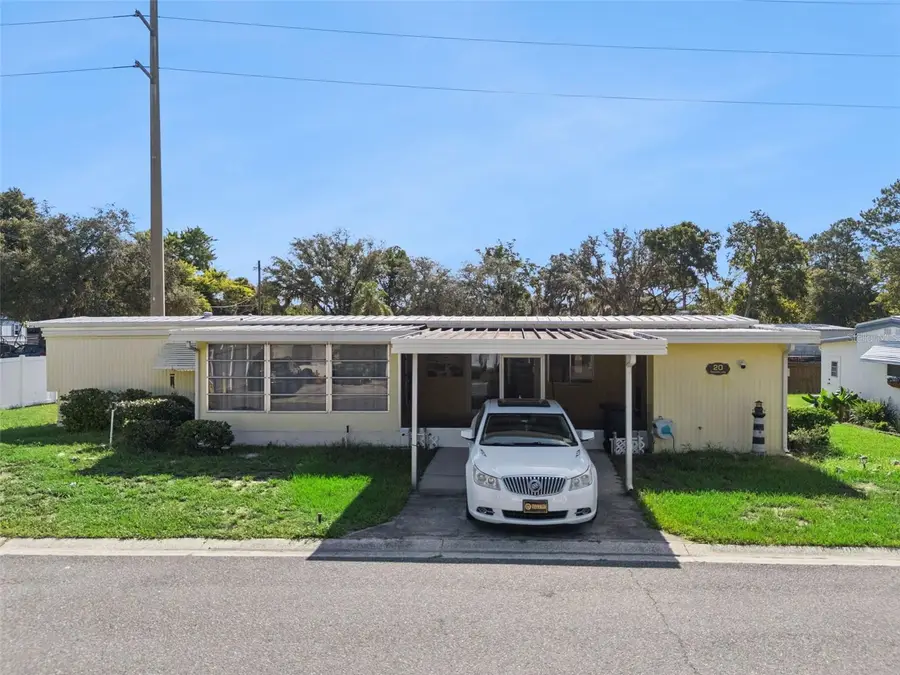20 Hawaiian Way, Leesburg, FL 34788 - #2