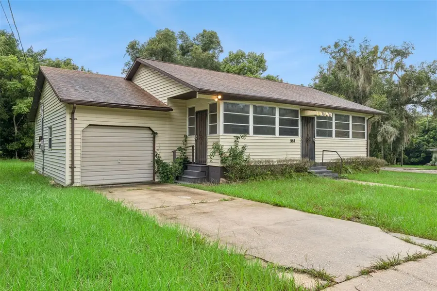 381 W Ohio Avenue, Lake Helen, FL 32744 - #2