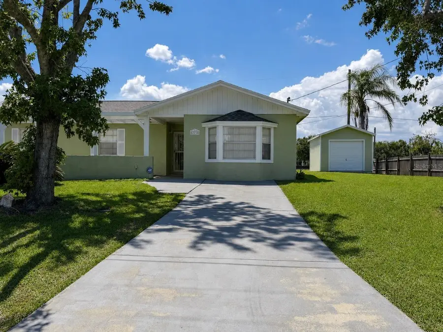 2777 Green Meadow Circle, Kissimmee, FL 34741 - #3