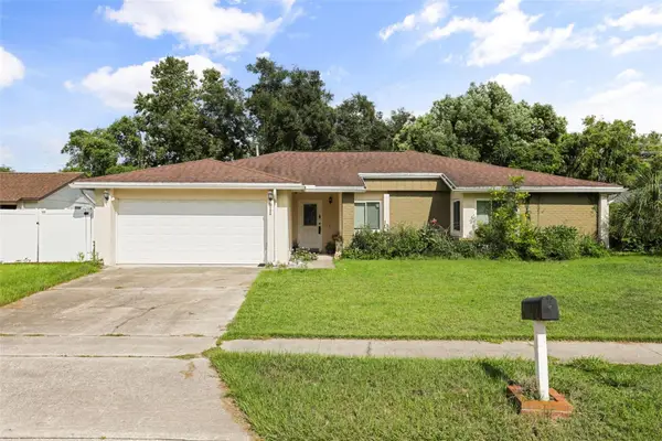 911 Alameda Drive, LONGWOOD, FL 32750