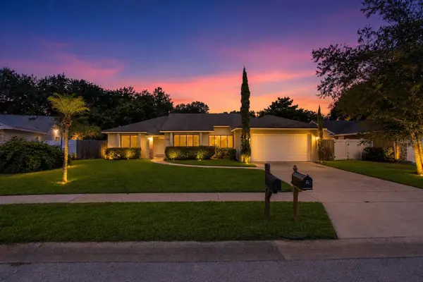 300 Dublin Drive, LAKE MARY, FL 32746