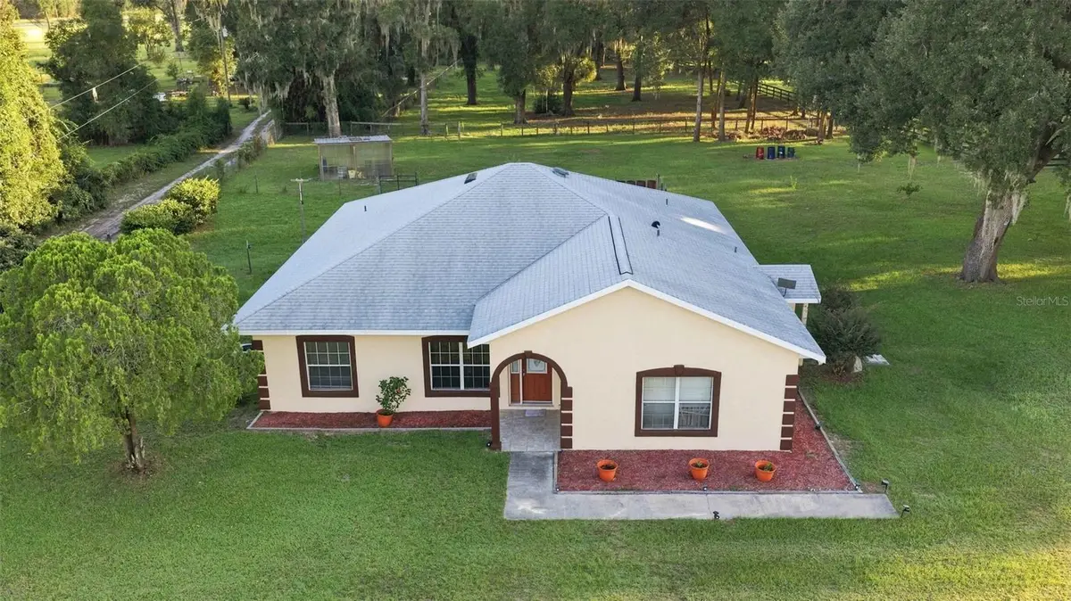 1050 NE 165th Street, Citra, FL 32113 - #1
