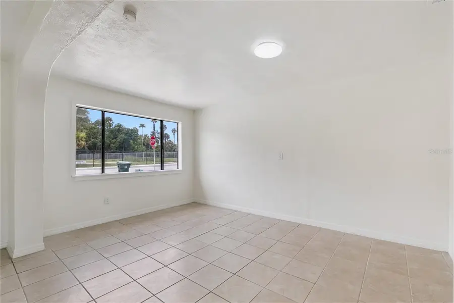 875 Loomis Avenue, Daytona Beach, FL 32114 - #3