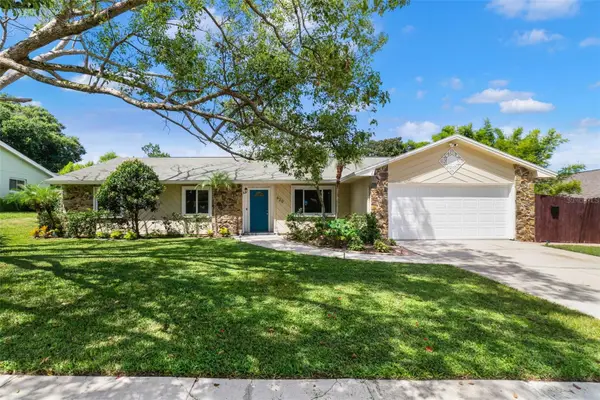 620 Arvern Drive, ALTAMONTE SPRINGS, FL 32701