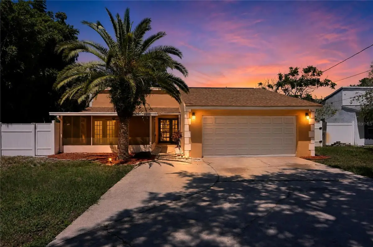 915 Seminole Boulevard, Tarpon Springs, FL 34689 - #1