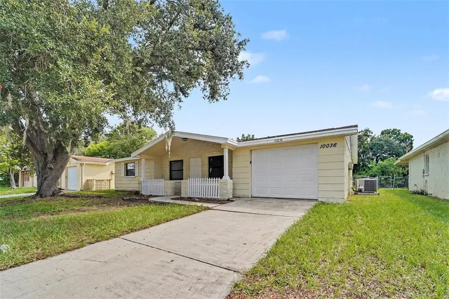 10036 Glen Moor Lane, Port Richey, FL 34668 - #2