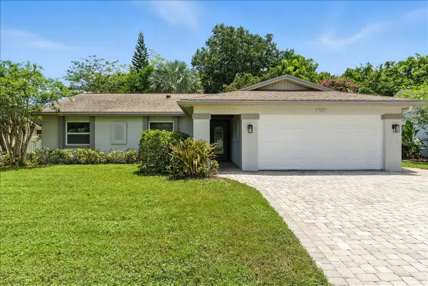 1067 Chokecherry Drive, WINTER SPRINGS, FL 32708