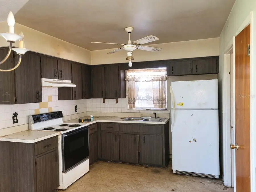 1400 Lowrie Avenue, Orlando, FL 32805 - #2
