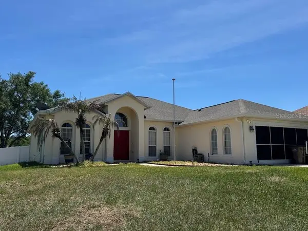 13500 Biscayne Drive, GRAND ISLAND, FL 32735