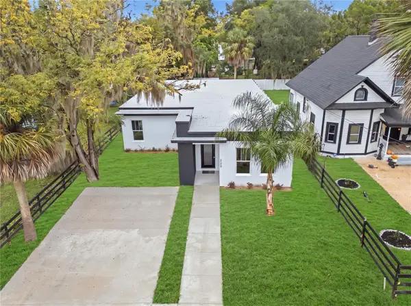 225 E Hyde Park Avenue, EUSTIS, FL 32726