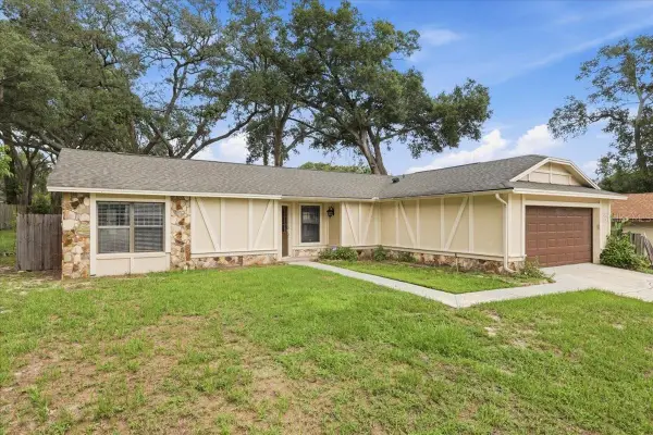 5045 Catspaw Court, ORLANDO, FL 32808