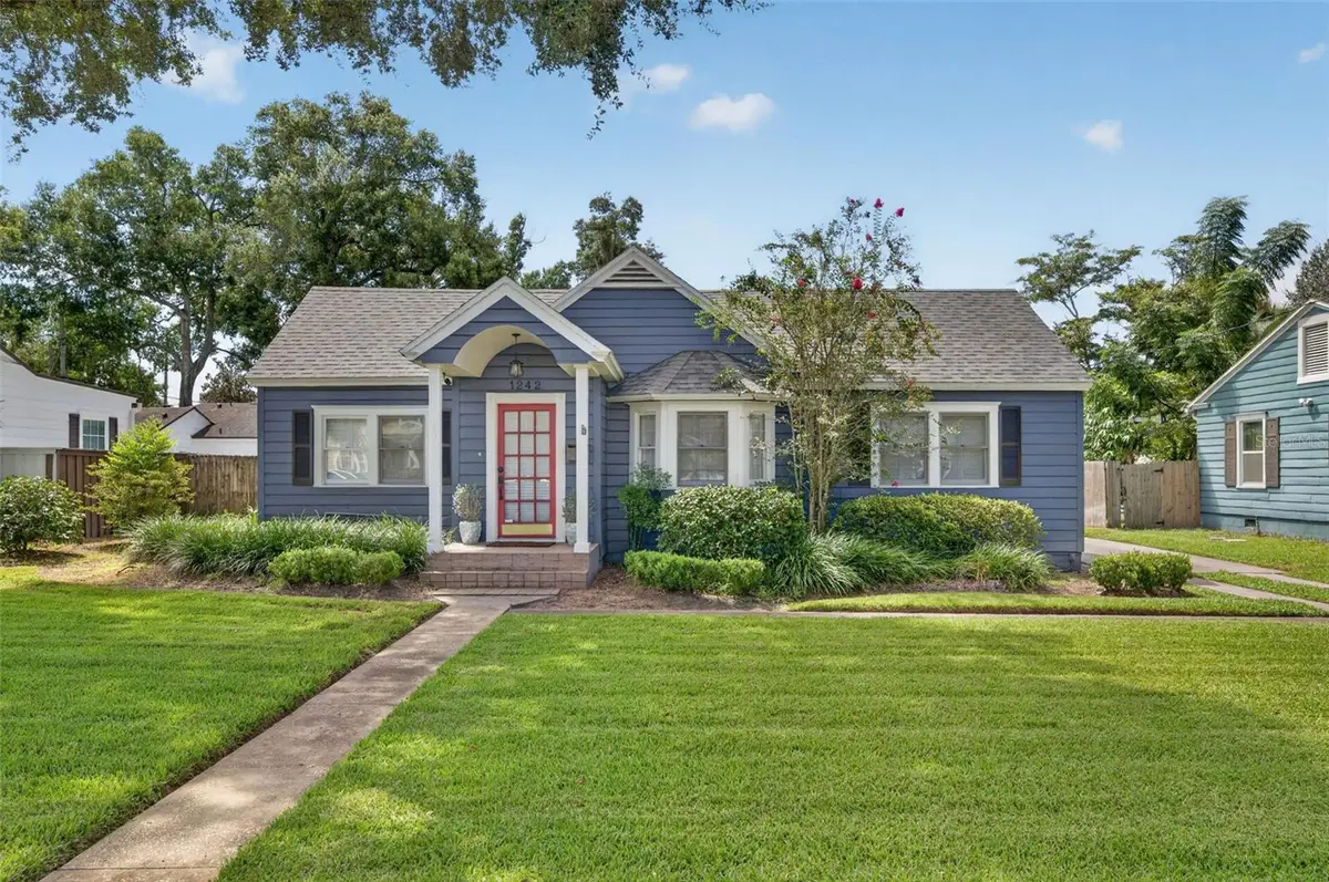 1242 E Ridgewood Street, Orlando, FL 32803 - #1