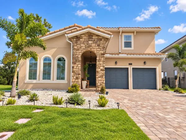 15603 Vetta Drive, MONTVERDE, FL 34756