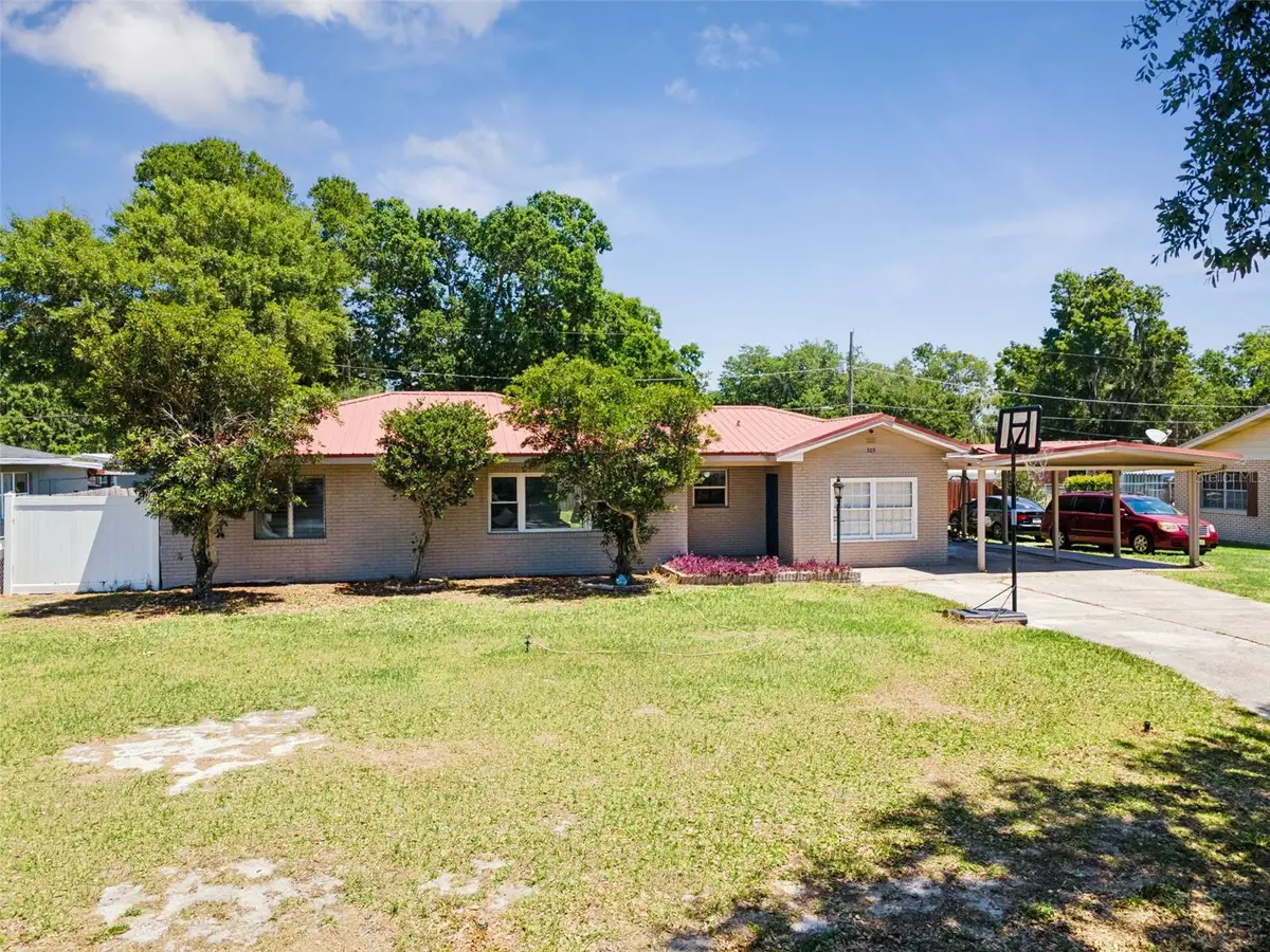 303 Granada Road, Auburndale, FL 33823 - #1
