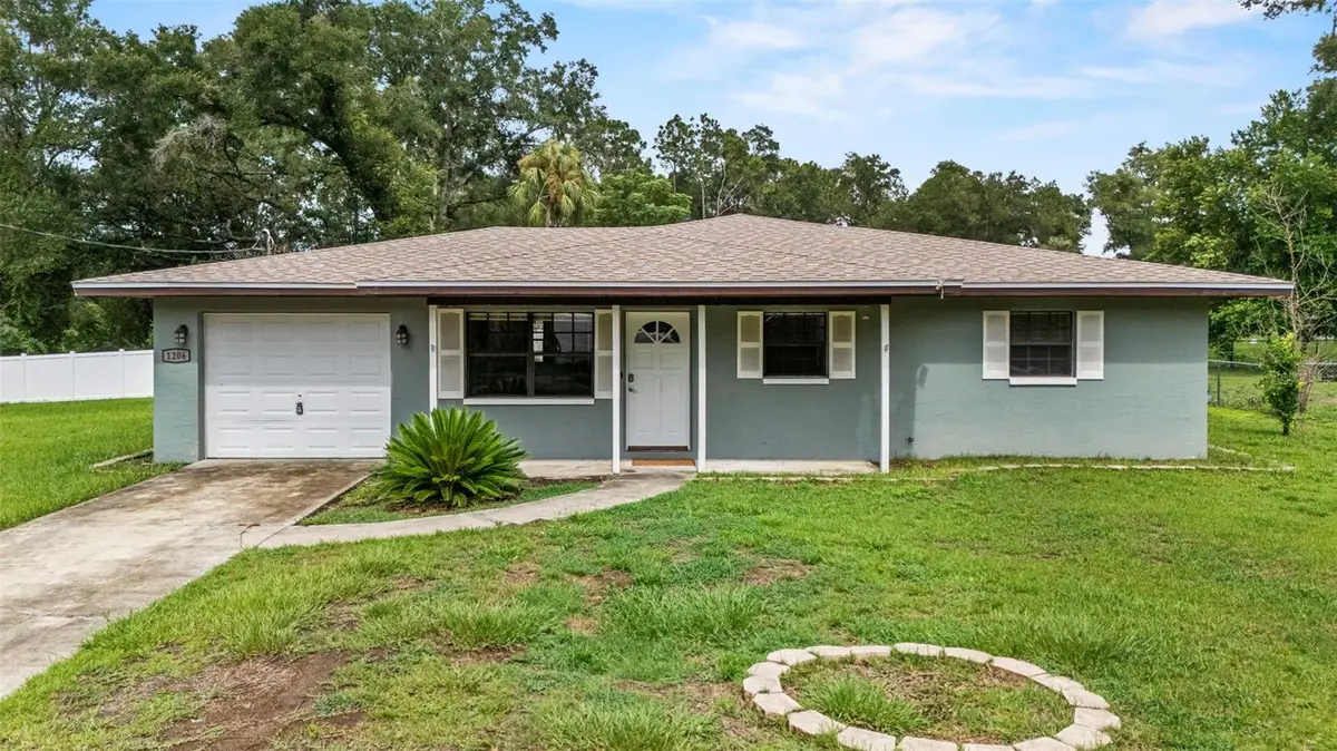 1206 W Bucknell Avenue, Inverness, FL 34450 - #1
