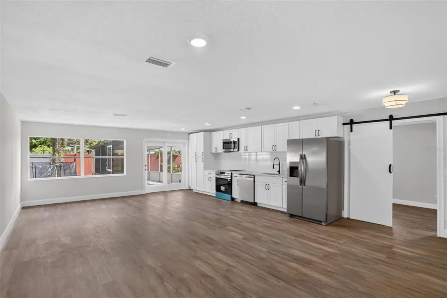 405 Chestnut Avenue, Altamonte Springs, FL 32701 - #2