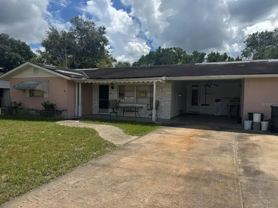230 E Roberts Street, Orange City, FL 32763 - #2