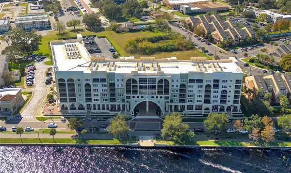 225 W Seminole Boulevard #413, SANFORD, FL 32771