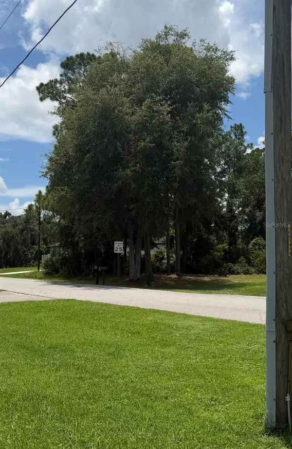 513 Volvo Avenue, SEBRING, FL 33872